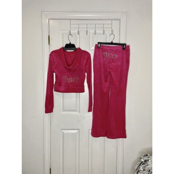Juicy Couture Size M Velour Tracksuit Set Vixen Pink OG Logo NWT Y2K - Picture 3 of 8